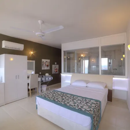 Sunset Hotel 3*