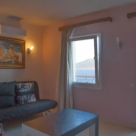 Sunset Hotel 3*