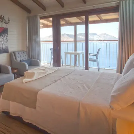Sunset Hotel 3*